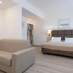 Hotel Albània 3*