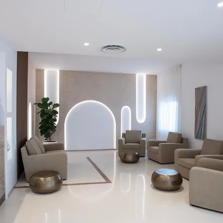 Albania Hotel 3*