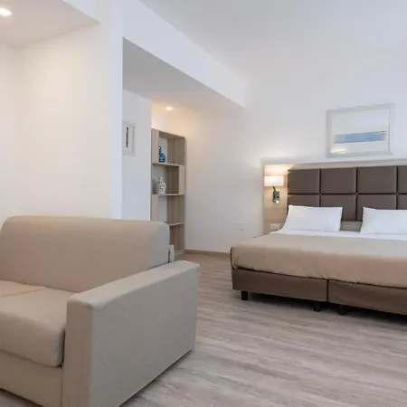 Hotel Albania 3*