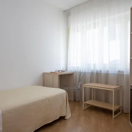 Albania Hotel 3*