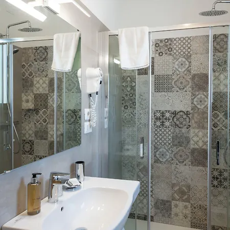 Albania Hotel Otranto