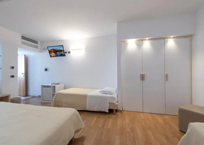 Albania 3* Отранто